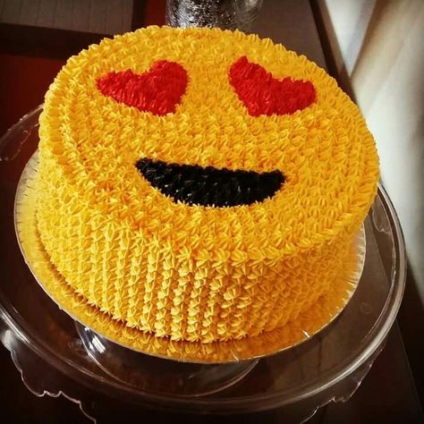 Emoji Cake 1