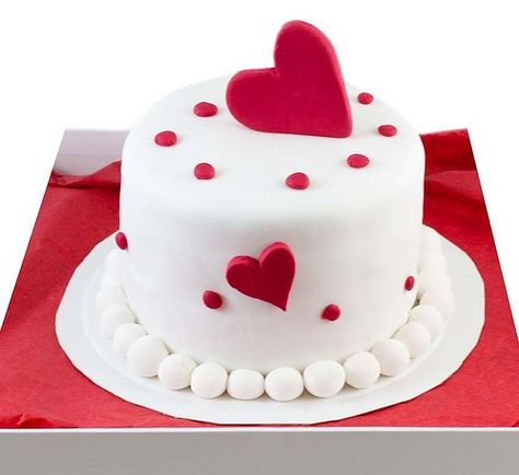 Heart Theme Cake