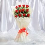 699 12 red roses